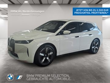 BMW Leasingangebot: BMW iX xDrive45 AHK Driv.Assist+ Harman/K Kamera
