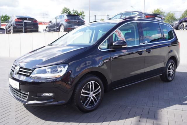 Volkswagen Sharan 1.4 TSI Comfortline DSG Navi 7-Sitzer PDC