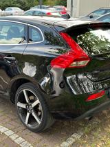 Volvo V40 T3 Geartronic | Automatik | NEUE Pirel - gebrauchte Volvo V40 aus dem Jahr 2015