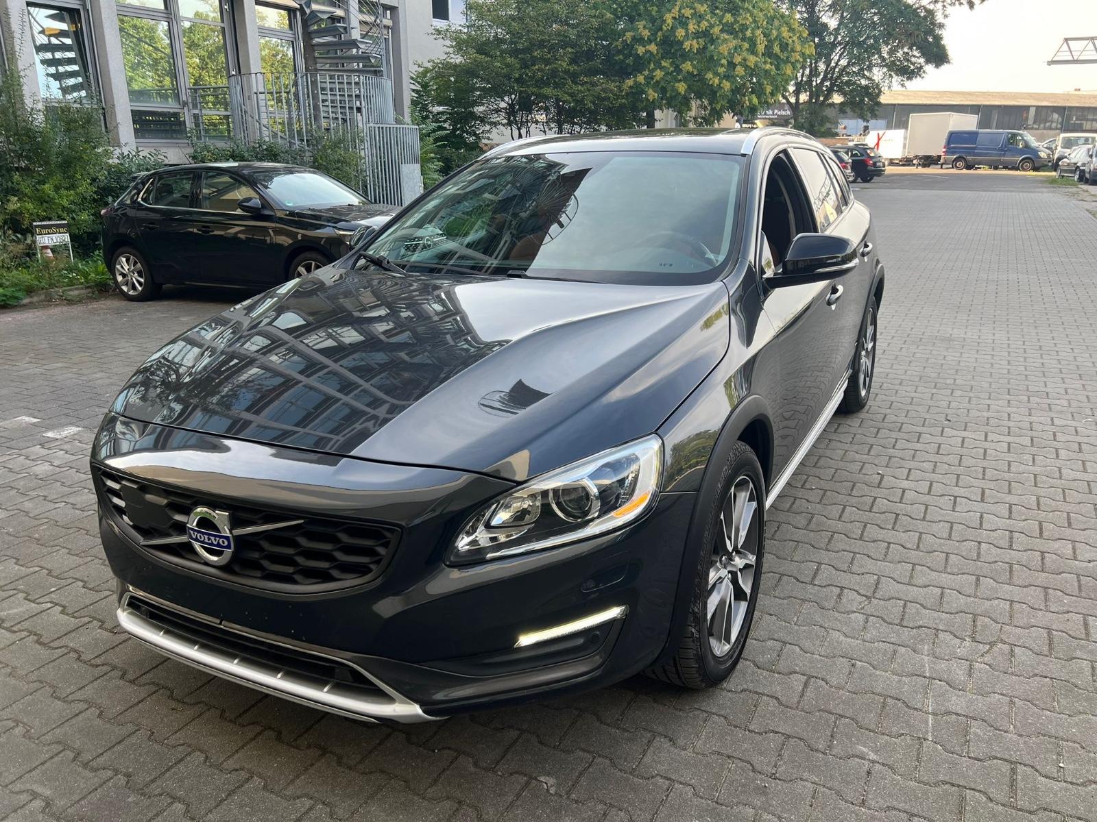 Volvo V60 Cross Country T5 Geartronic