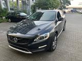Volvo V60 Cross Country T5 Geartronic - Volvo aus 2015