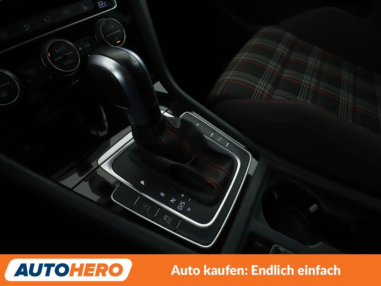 Volkswagen Golf VII 2.0 TSI GTI Performance BMT Aut.*NAVI* foto 23