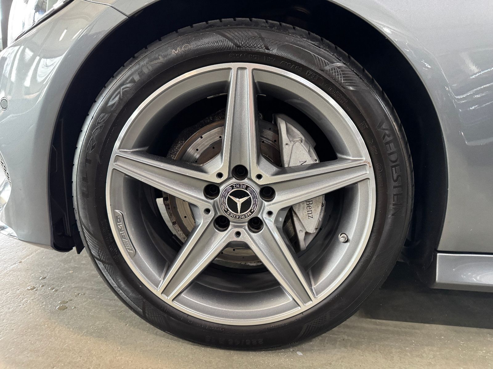 Fahrzeugabbildung Mercedes-Benz C 200 9GT CABRIO 2X AMG LINE AIRSCARF 360°KAMERA