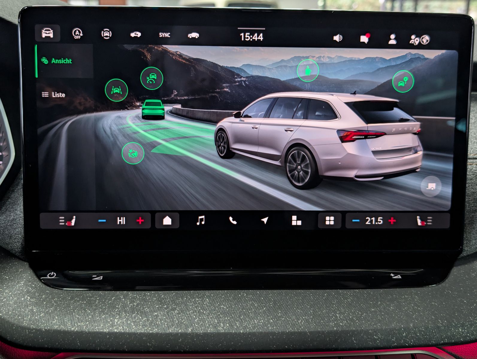 Fahrzeugabbildung SKODA Octavia 1.5 TSI mHEV Style ACC AHK 5J.-Garantie