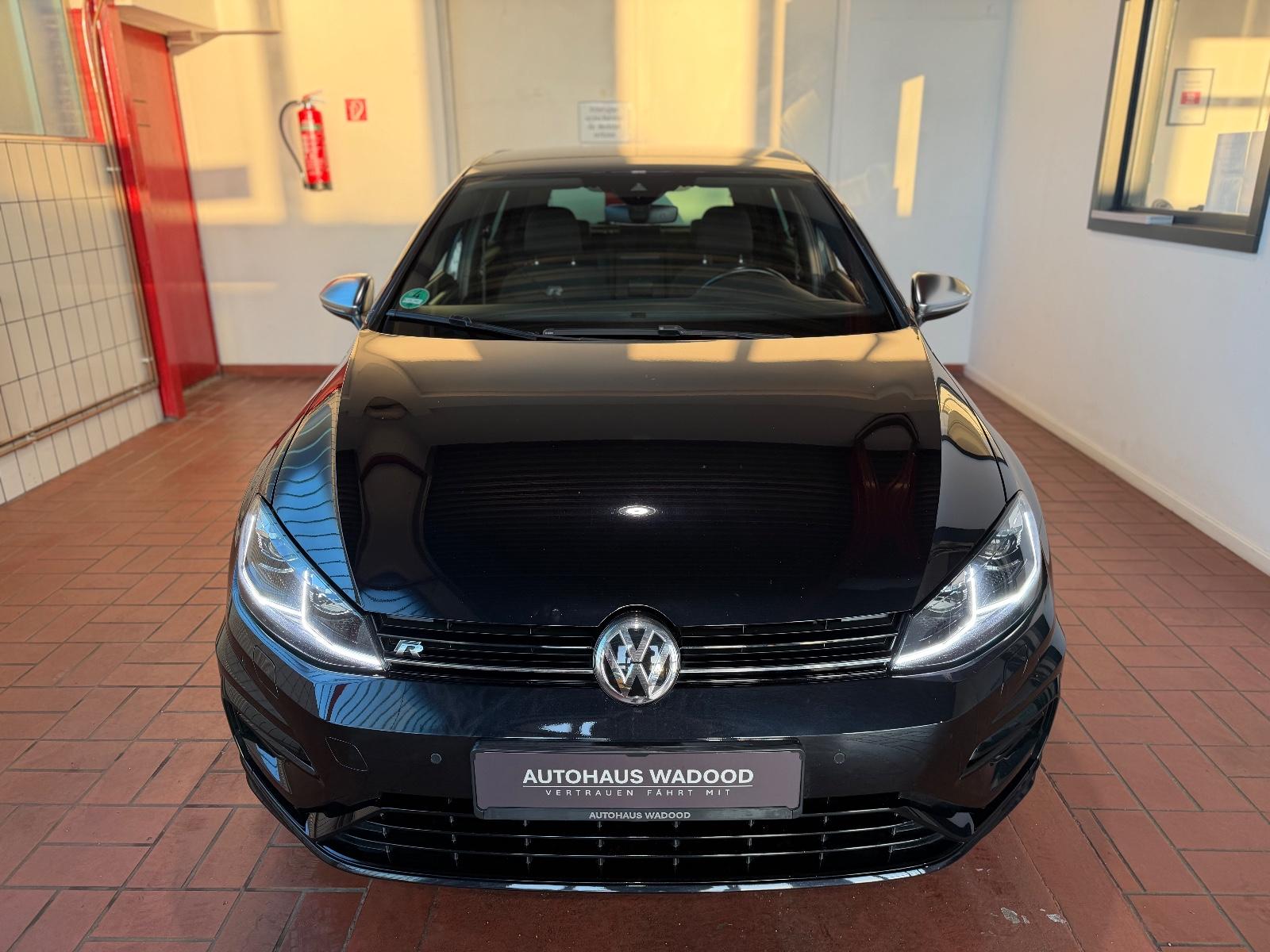 Volkswagen Golf VII R 4Motion/Kamera/ACC/Keyless/DYNAUDIO