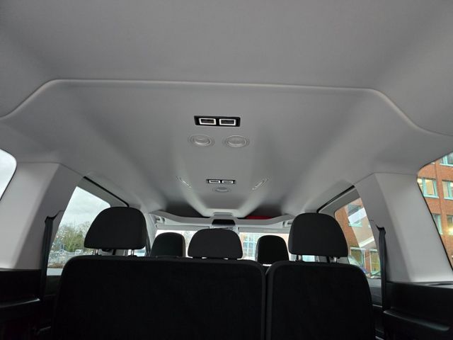 Fahrzeugabbildung Volkswagen Caddy Life Maxi inkl. Rollstuhlrampe