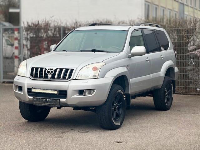 Toyota Land Cruiser 3.0 D-4D PRADO  Executive Off-road