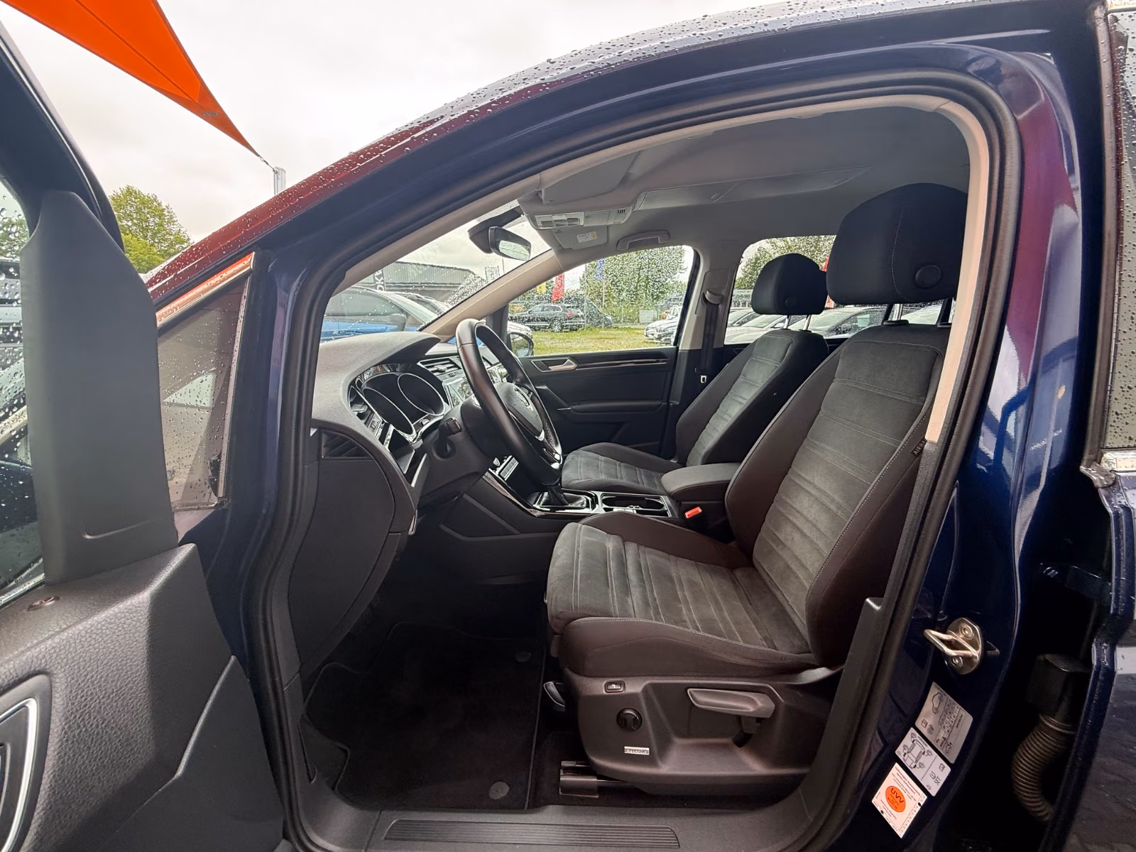 Volkswagen Touran Highline 7 Sitzer ACC Kamera, миниатюра 11