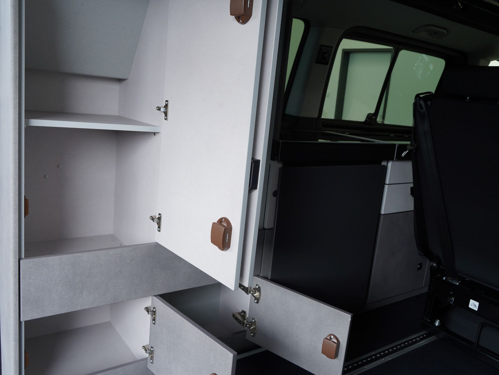 Fahrzeugabbildung Pössl VANSTAR Vito Tourer 119 CDI Pro 4x4 lang KÜCHE