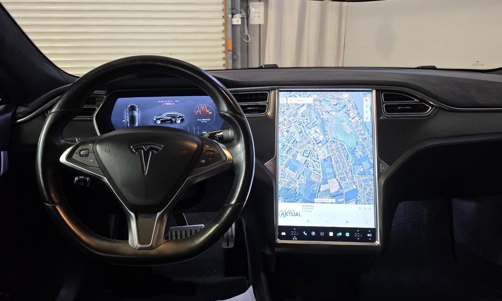 TESLA MODEL S P85D PERFORMANCE 700CH - SUPERCHARGE GRATUITE - HAYON ÉLECTRIQUE - TOIT PANORAMIQUE - SOH 90%