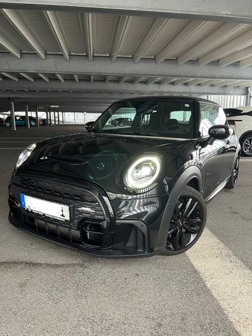 MINI Cooper S Cabrio JCW Trim Steptronic John Coo...