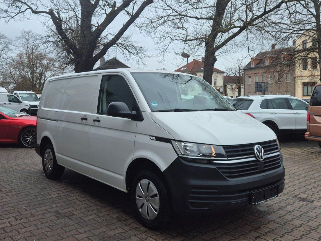Volkswagen T6.1 Kasten,Klima,3 Sitze,Ahk,RFK,PDC
