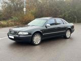 Audi A8 3.7 quattro tiptronic - - Audi A8 mit Benzin-Antrieb: Limousine, 3.7