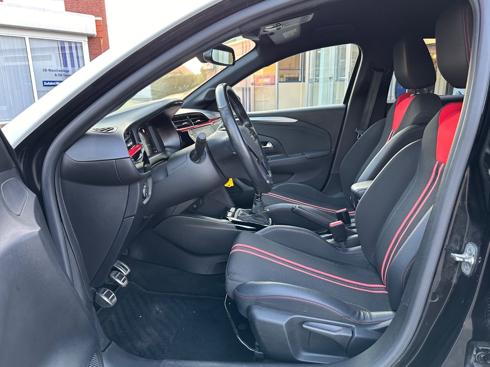 Fahrzeugabbildung Opel Corsa 1.2 Turbo GS Line LED/Kamera/GJR/GRA/SHZG