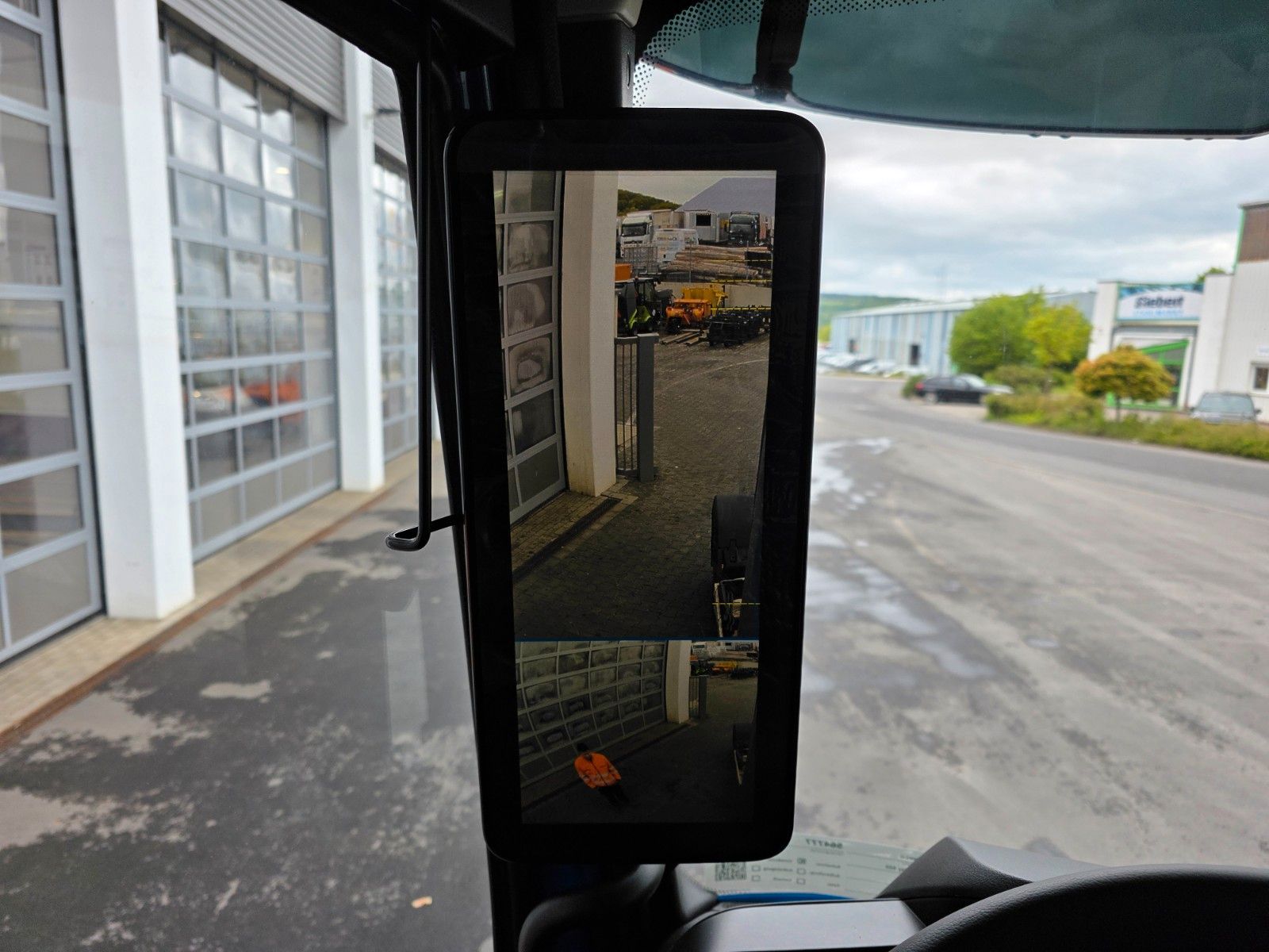Fahrzeugabbildung Iveco S-Way AS440S50T/P LED Standklima 2 Stück