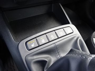 Fotografie 17 des Hyundai i10 1.0 Select*SHZ*PDC*LeHZ Klima Einparkhilfe