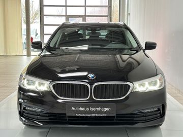 Fahrzeugabbildung BMW 520d Sport Line Kamera Memory Alarm LiveCockpit