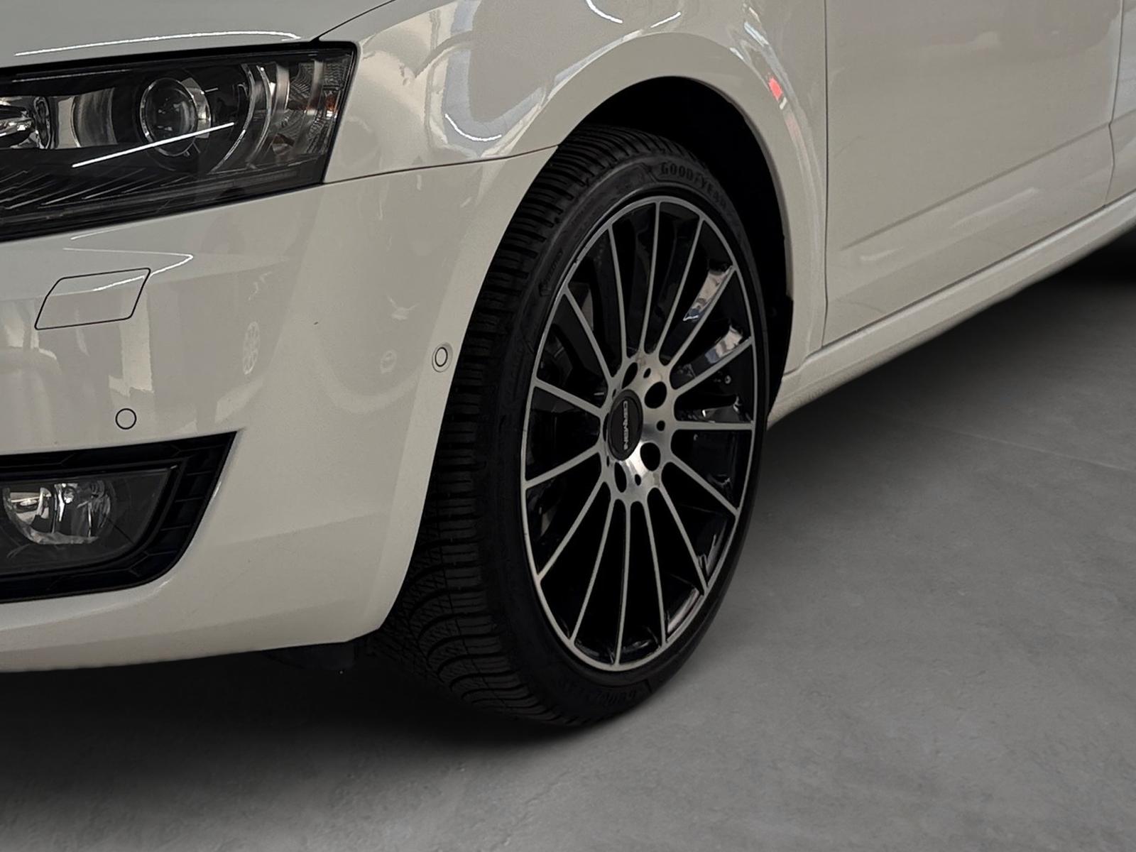 Skoda Octavia Combi 1.4 TSi Automatik Ambition Xenon