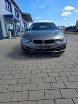 BMW 330i xDrive Touring Sport Line Automatic Spo... - silberne BMW 330