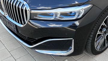 BMW 730 - 9