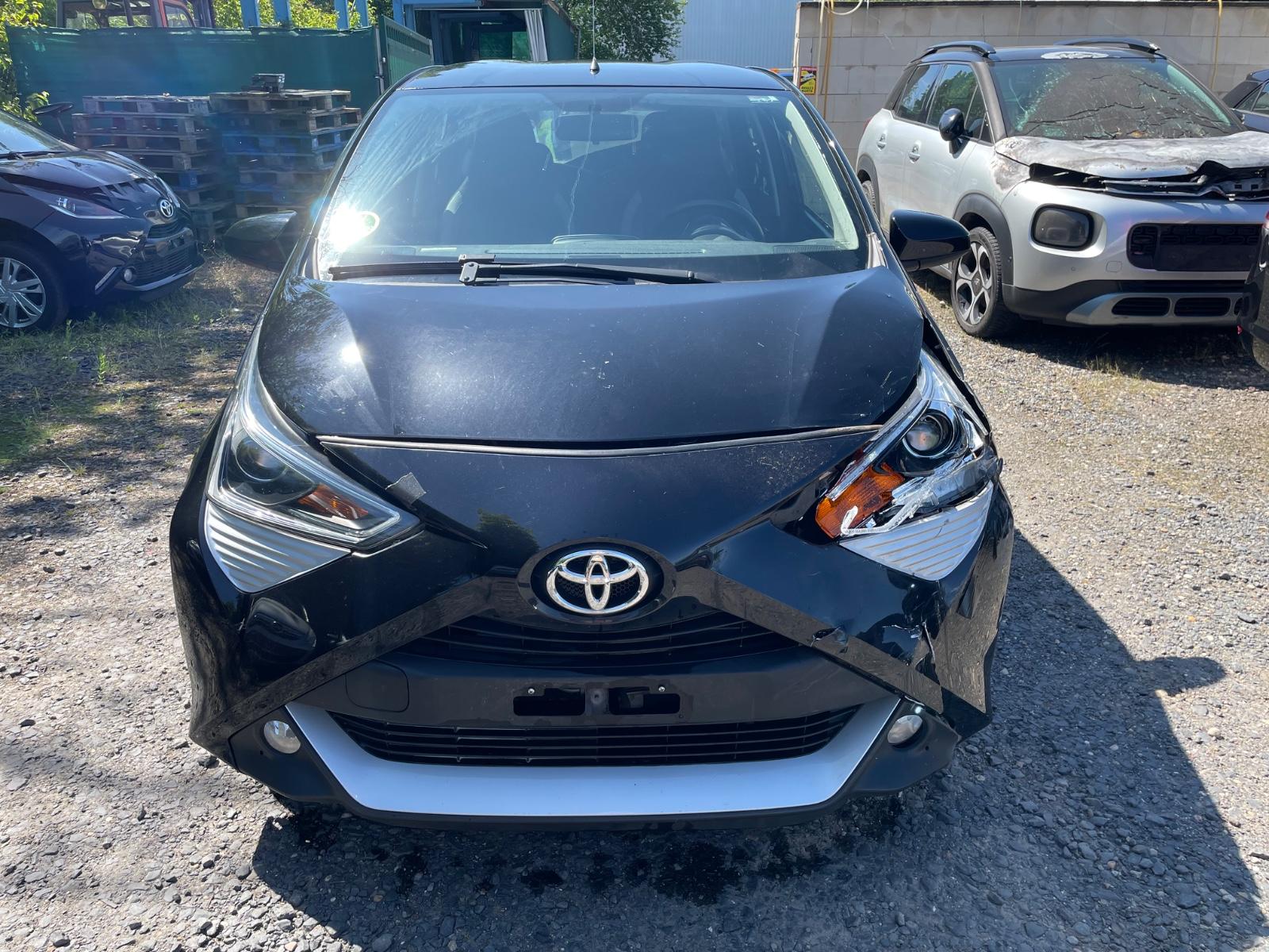 Toyota AYGO x-play Team D Kamera Tempomat