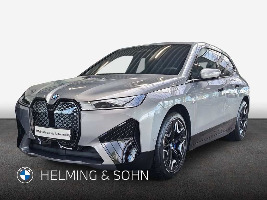 Image of BMW iX