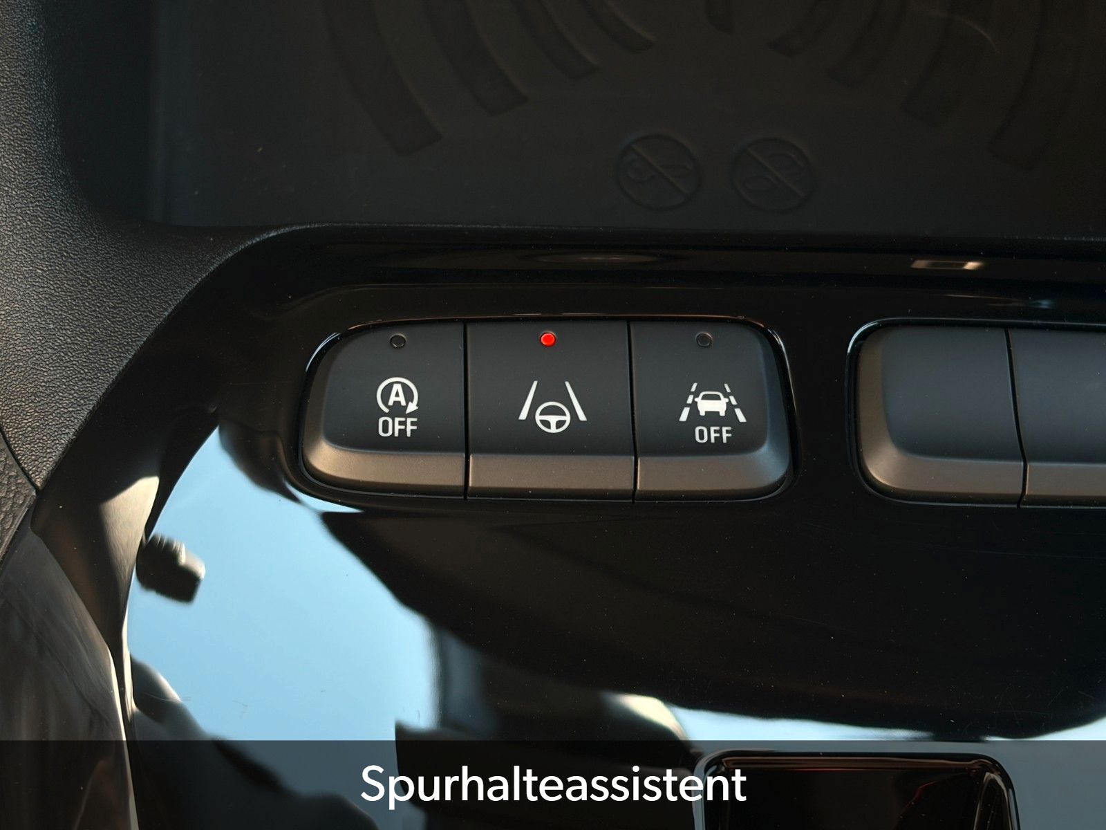 Fahrzeugabbildung Opel Corsa F GS 1.2 Turbo LHZ SHZ CAM LED CarPlay