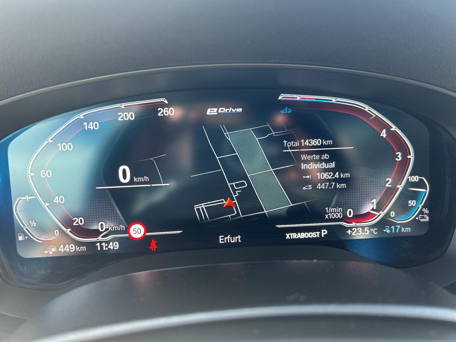 BMW 530e Tour LASER PANO Head-Up Komfortsitz Laserli