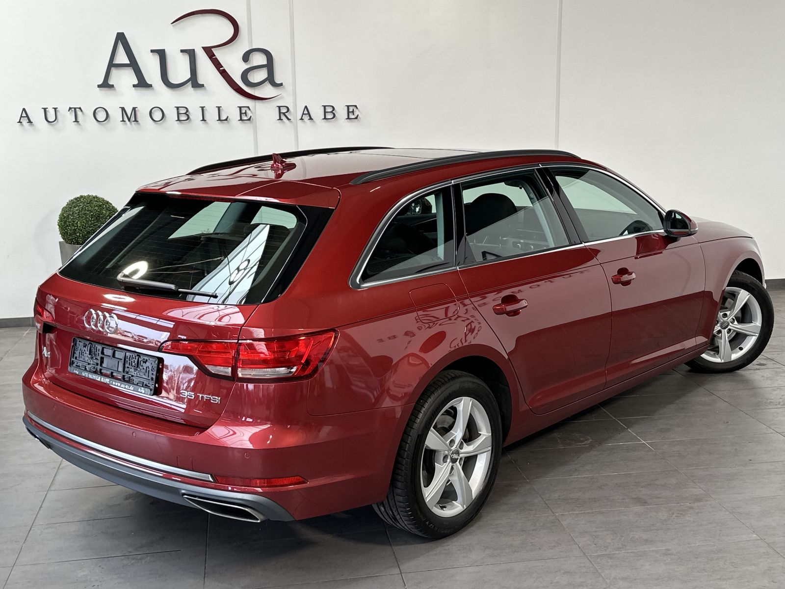Fahrzeugabbildung Audi A4 Avant 35 TFSI Sport XEN+PANORAMA+DAB+SHZ+EPH