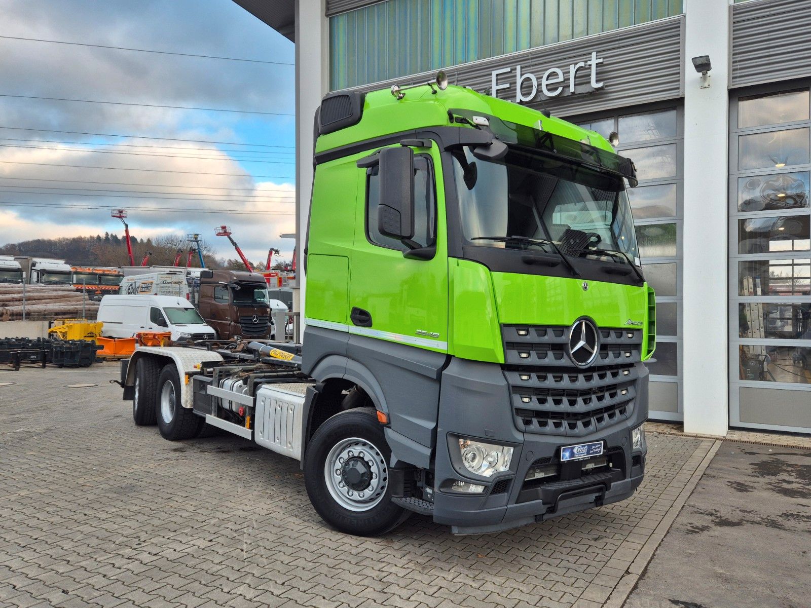 Fahrzeugabbildung Mercedes-Benz Arocs 2548 L 6x2/4 HAD Palfinger T20A AHK