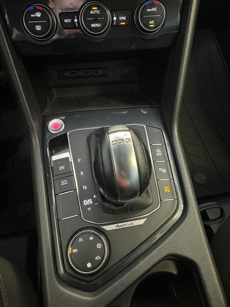 Fahrzeugabbildung SEAT Tarraco Xcellence 4Drive / NAVI/KLIMA/PANORAMA