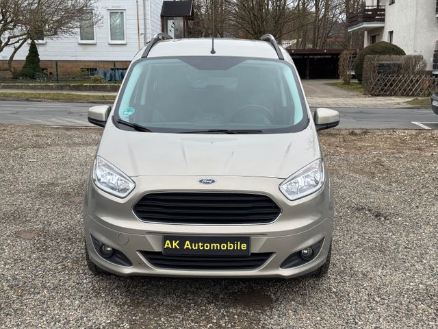 Ford Tourneo Courier 1.0 EcoBoost , Titanium , 1Hand