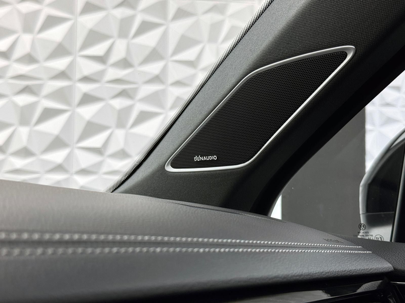 Fahrzeugabbildung Volkswagen 3.0 TDI*R-LINE*IQ*ALLRADLENK*DYNAUDIO*STANDHZ*AH