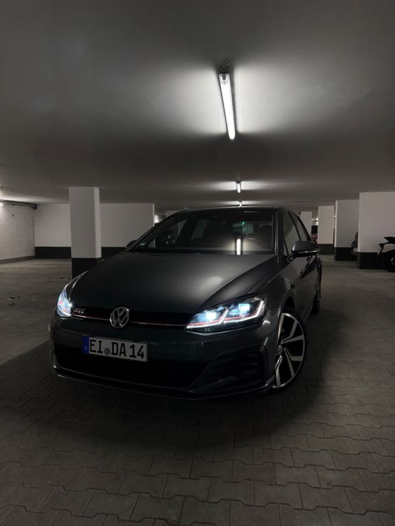 Image of Volkswagen Golf