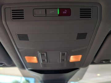 Volkswagen T-Roc - 11