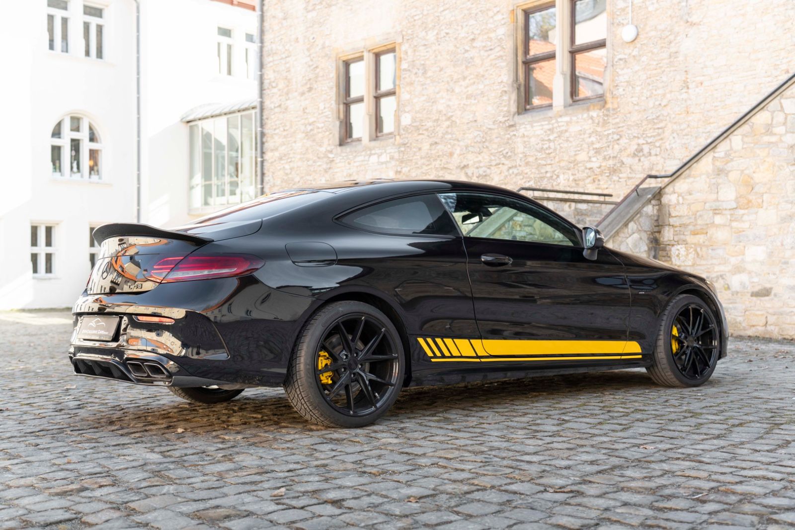 Fahrzeugabbildung Mercedes-Benz C 43 AMG C63 Optik BURMESTER CARBON KAM LED NAV