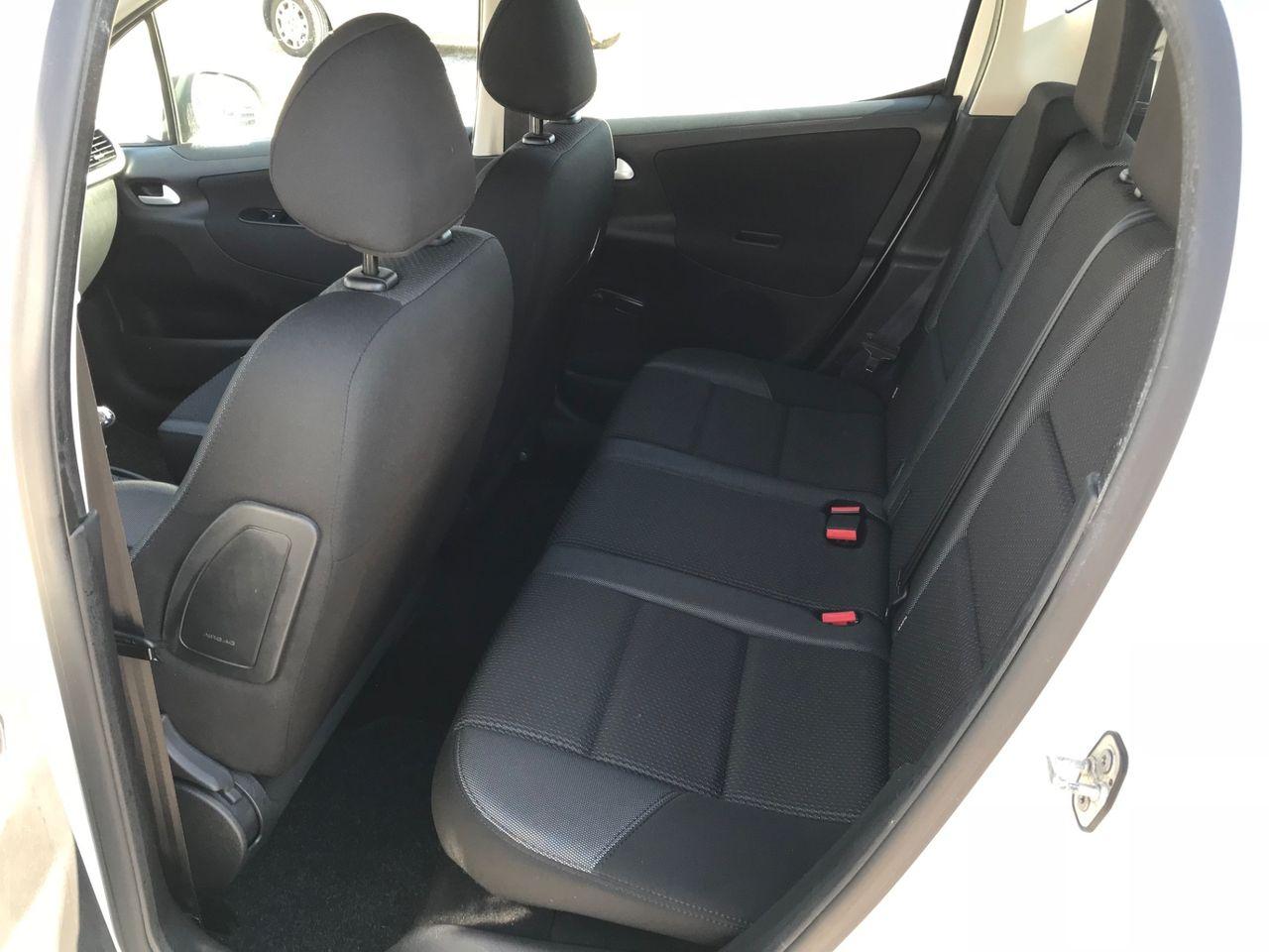 Peugeot 207 2013 — photo 7