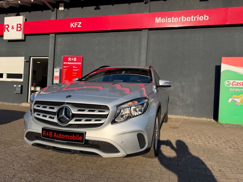 Image of Mercedes-Benz GLA 200