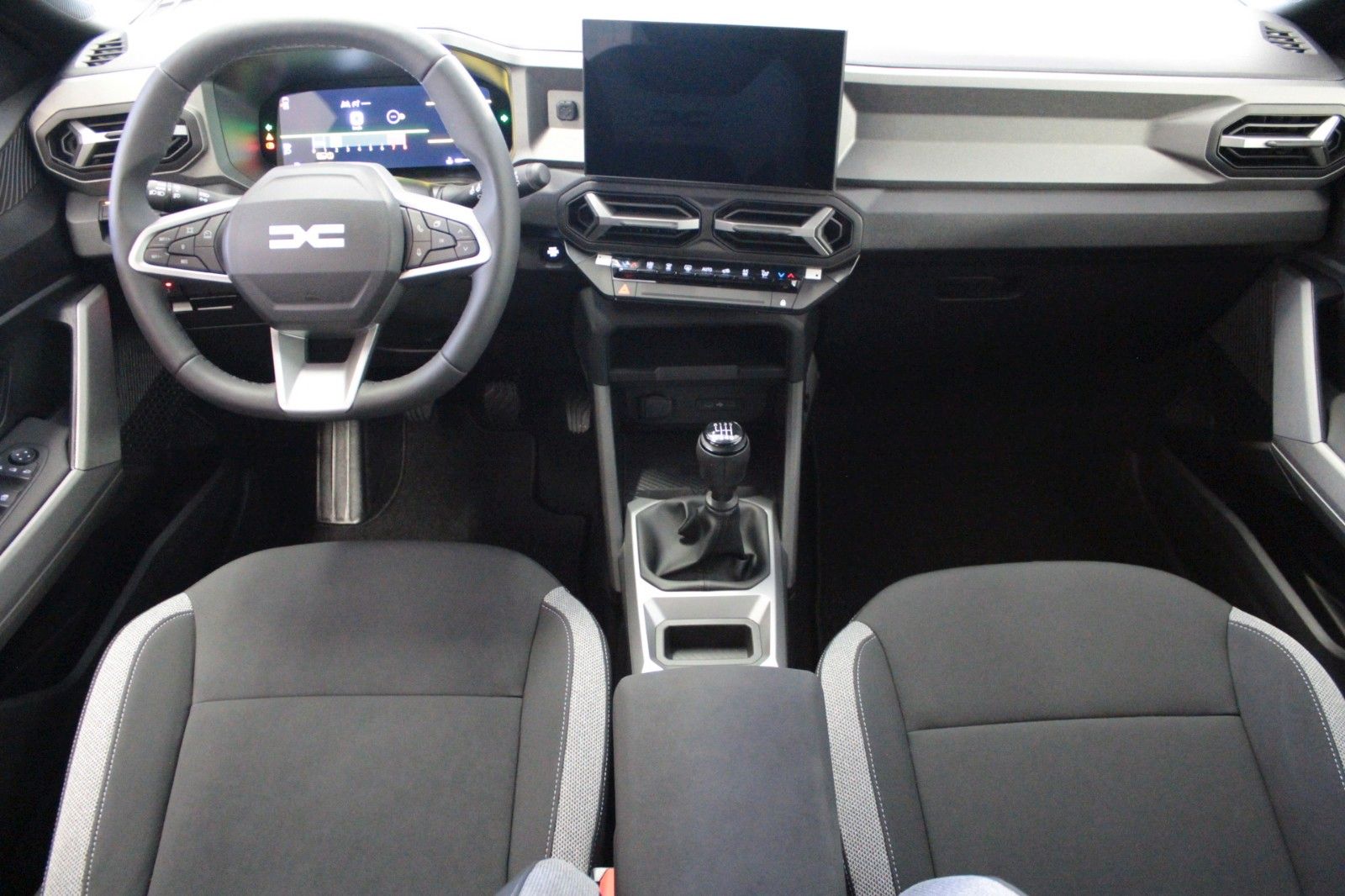 Fahrzeugabbildung Dacia Bigster hybrid   140 Journey   Winterpaket *City