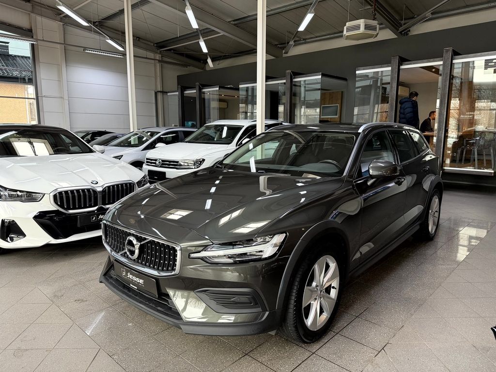 Volvo V60 Cross Country