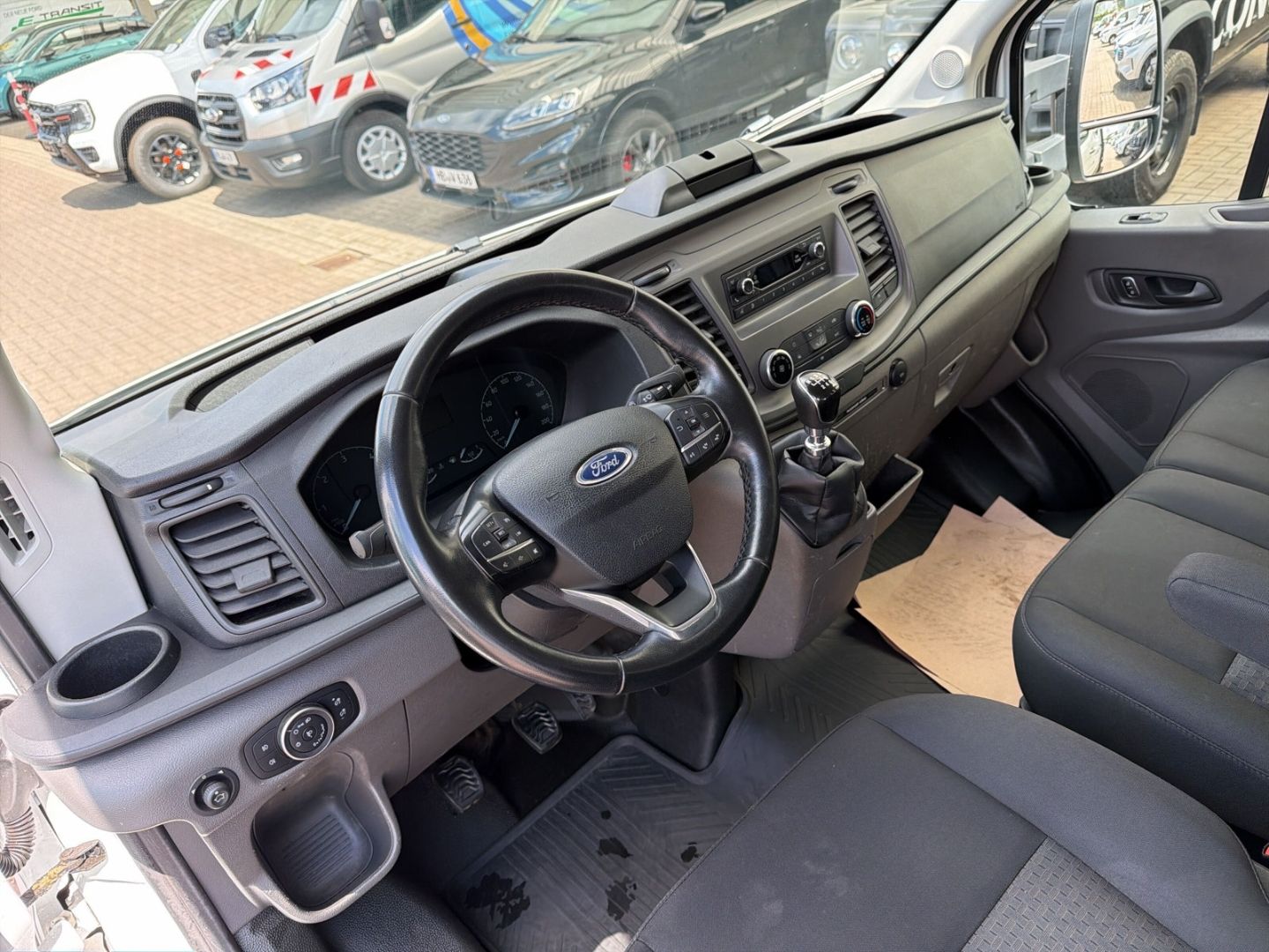 Fahrzeugabbildung Ford Transit Pritsche 350 L3 Doppelkabine Trend AHK D