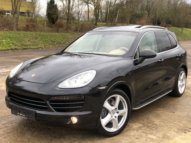 Porsche Cayenne 3,0 TDI Diesel  V6 Sport