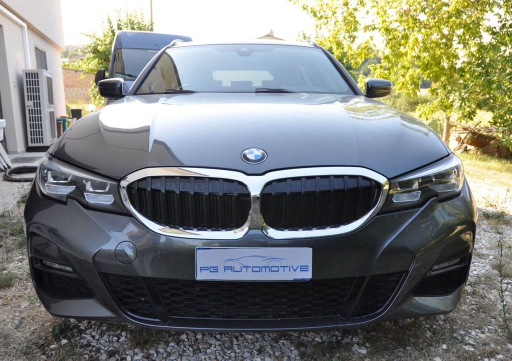 Image of BMW 320