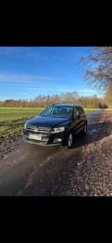 Volkswagen Tiguan 2.0 TDI BlueMotion Tech Sport & Style...