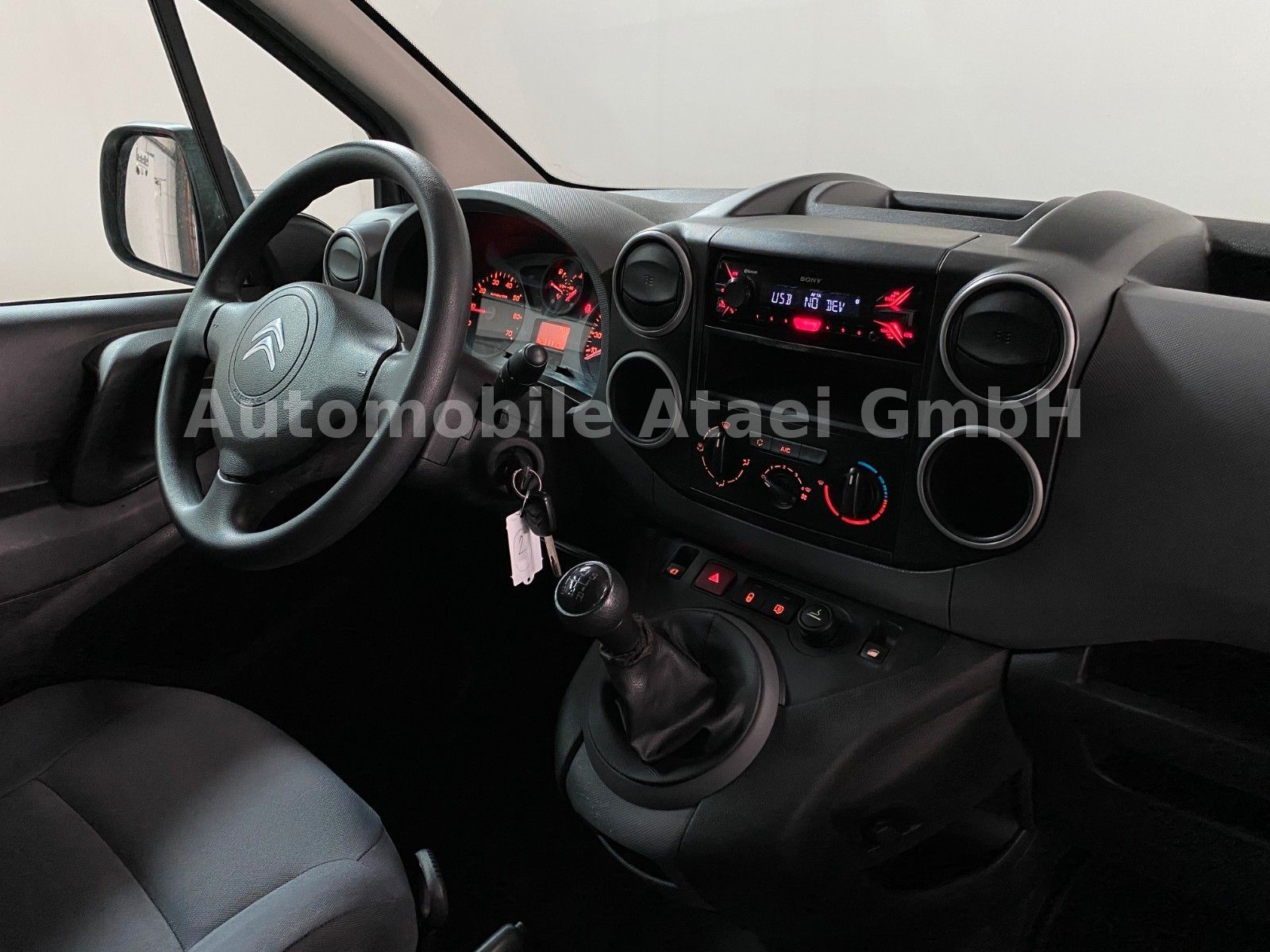 Fahrzeugabbildung Citroën Berlingo Kasten 1,6 HDi TEMPOMAT+KLIMA (8766)