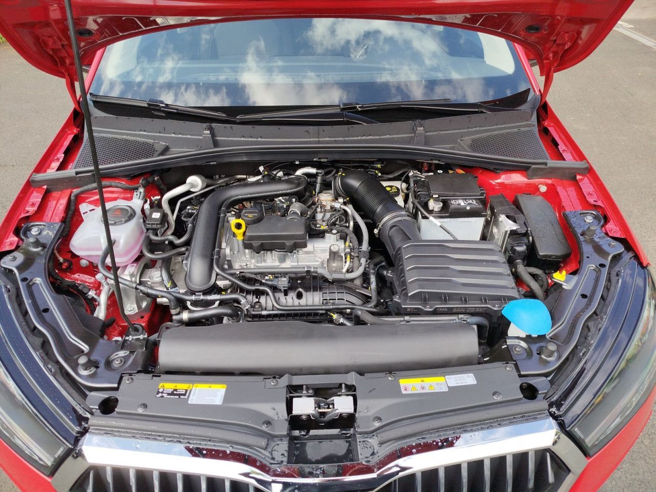 Fahrzeugabbildung SKODA Fabia SELECTS70/1.0 M5F