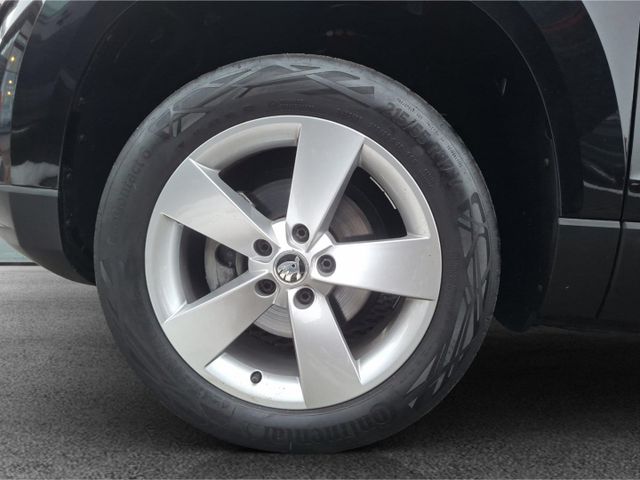 Skoda Karoq Ambition 1.0 TSI °LED°Navi°SHZ°PDC°Keyless