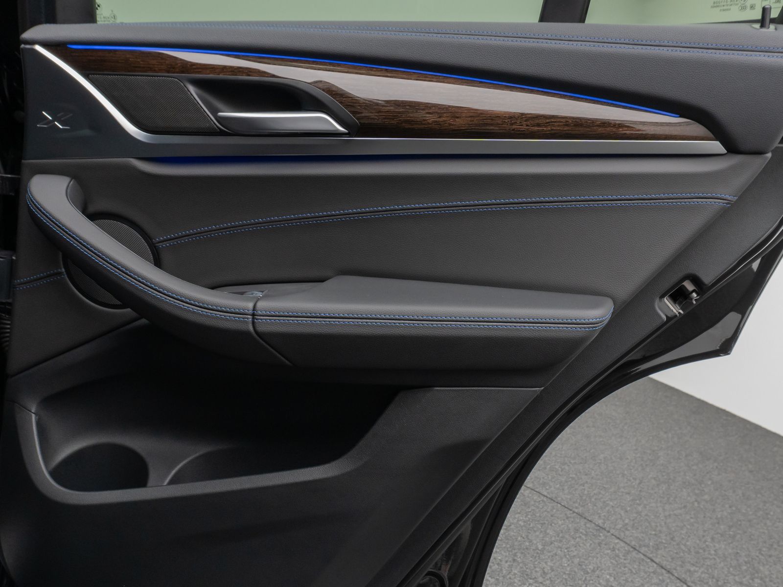 Fahrzeugabbildung BMW X3 xD30d M Sport Kamera DAB HiFi Lenkrhzg 20Zoll