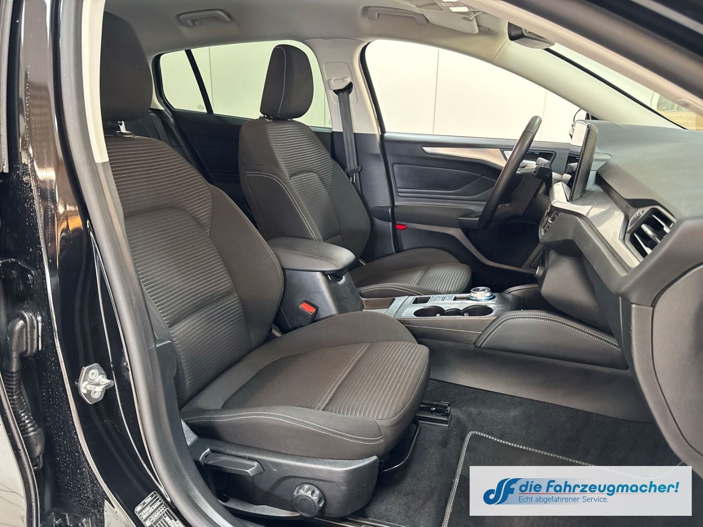 Fahrzeugabbildung Ford Focus Turnier Titanium X 1.5 EcoBlue EU6d Navi D