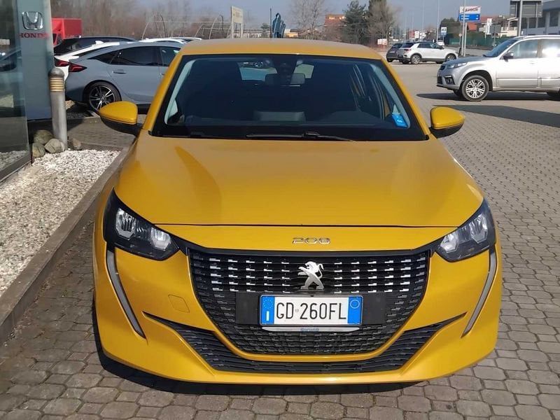 PEUGEOT 208